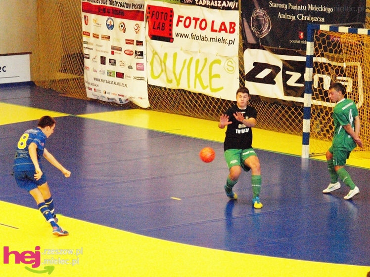 Mistrzostwa Polski U-16 w futsalu w Mielcu - DZIEŃ II