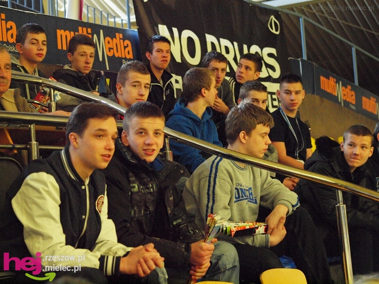 Mistrzostwa Polski U-16 w futsalu w Mielcu - DZIEŃ II
