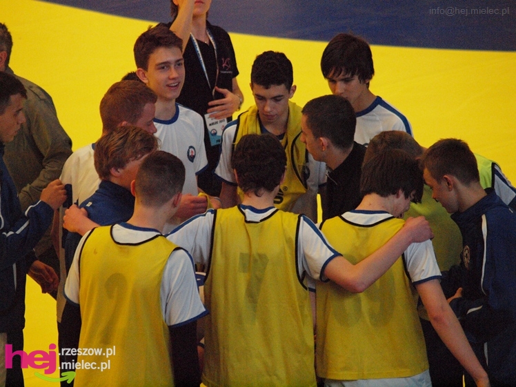 Mistrzostwa Polski U-16 w futsalu w Mielcu - DZIEŃ II