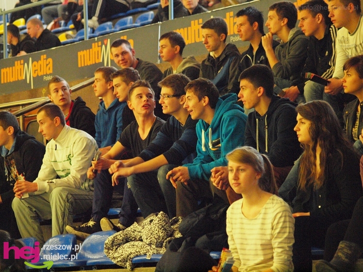Mistrzostwa Polski U-16 w futsalu w Mielcu - DZIEŃ II