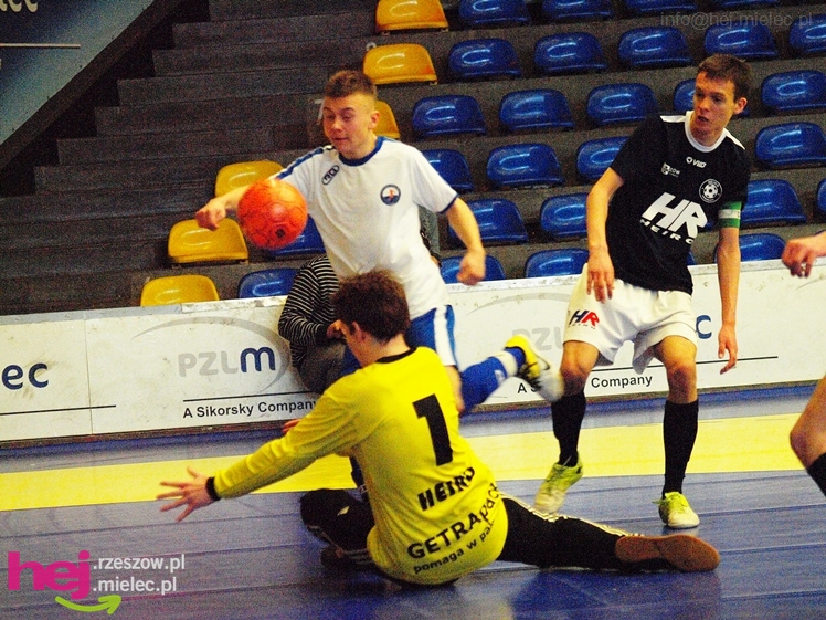 Mistrzostwa Polski U-16 w futsalu w Mielcu - DZIEŃ II