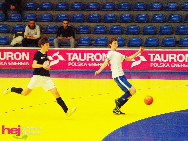 Mistrzostwa Polski U-16 w futsalu w Mielcu - DZIEŃ II