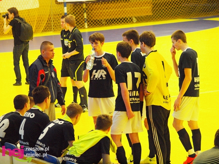 Mistrzostwa Polski U-16 w futsalu w Mielcu - DZIEŃ II