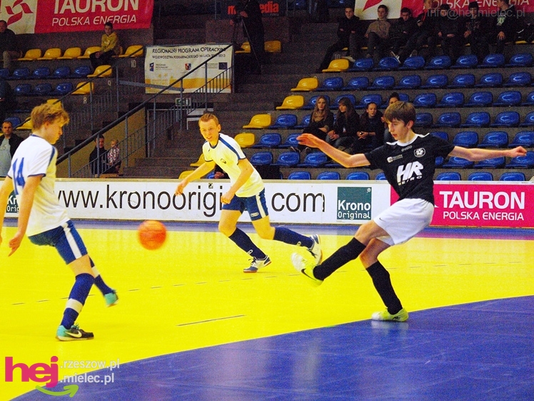Mistrzostwa Polski U-16 w futsalu w Mielcu - DZIEŃ II