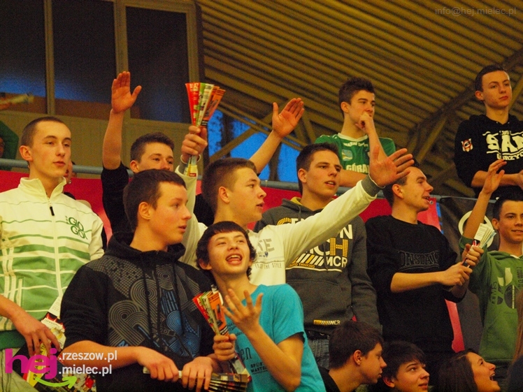 Mistrzostwa Polski U-16 w futsalu w Mielcu - DZIEŃ II