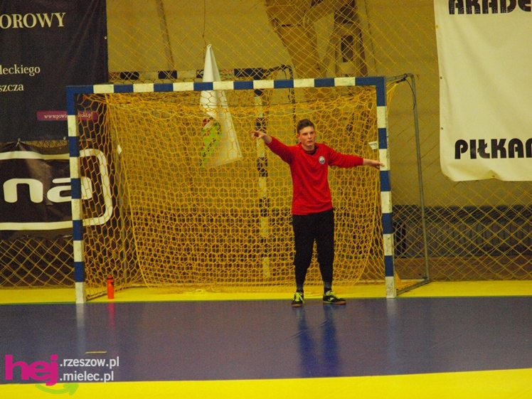 Mistrzostwa Polski U-16 w futsalu w Mielcu - DZIEŃ II