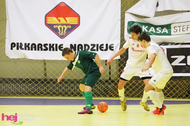 Mistrzostwa Polski U-16 w futsalu w Mielcu - DZIEŃ III