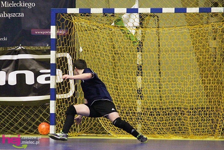 Mistrzostwa Polski U-16 w futsalu w Mielcu - DZIEŃ III