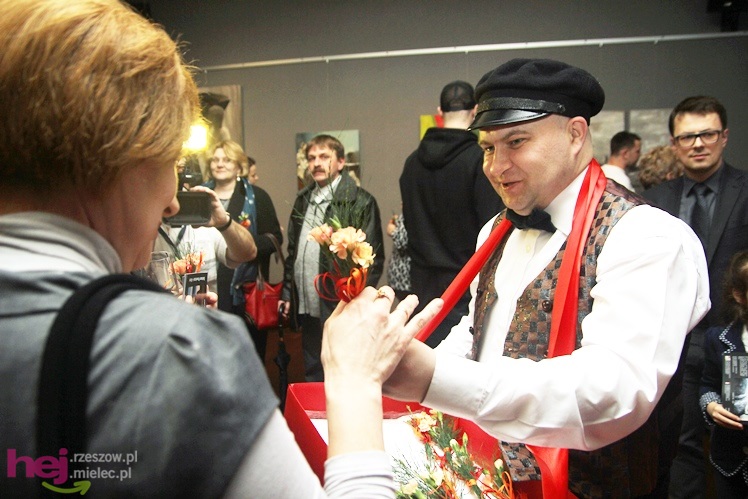 Skrawki czasu na sztukę. Te obrazy powstawały przez 12 lat