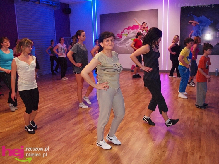 Maraton ZUMBY z okazji Dnia Kobiet w JOY Fitness Club
