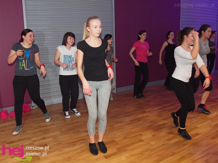 Maraton ZUMBY z okazji Dnia Kobiet w JOY Fitness Club