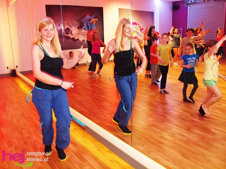 Maraton ZUMBY z okazji Dnia Kobiet w JOY Fitness Club