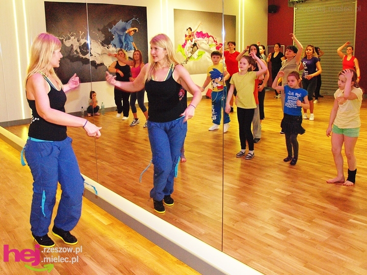 Maraton ZUMBY z okazji Dnia Kobiet w JOY Fitness Club