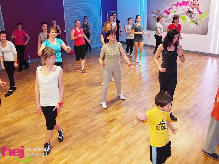 Maraton ZUMBY z okazji Dnia Kobiet w JOY Fitness Club
