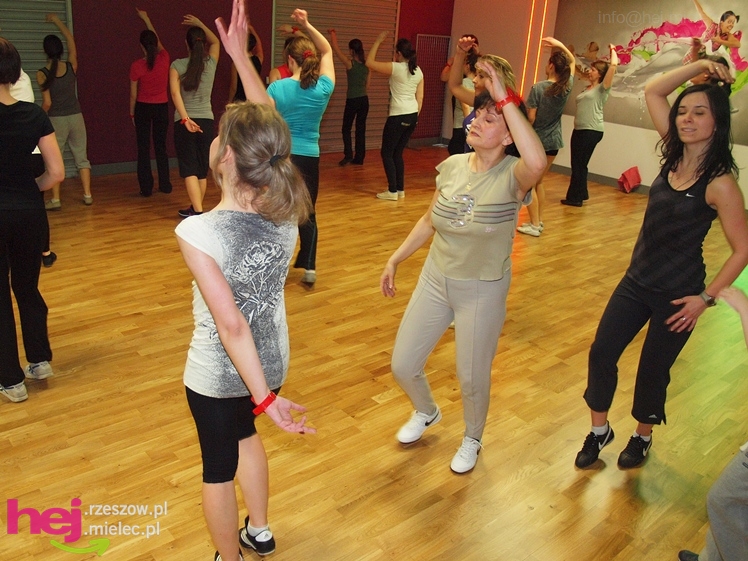 Maraton ZUMBY z okazji Dnia Kobiet w JOY Fitness Club