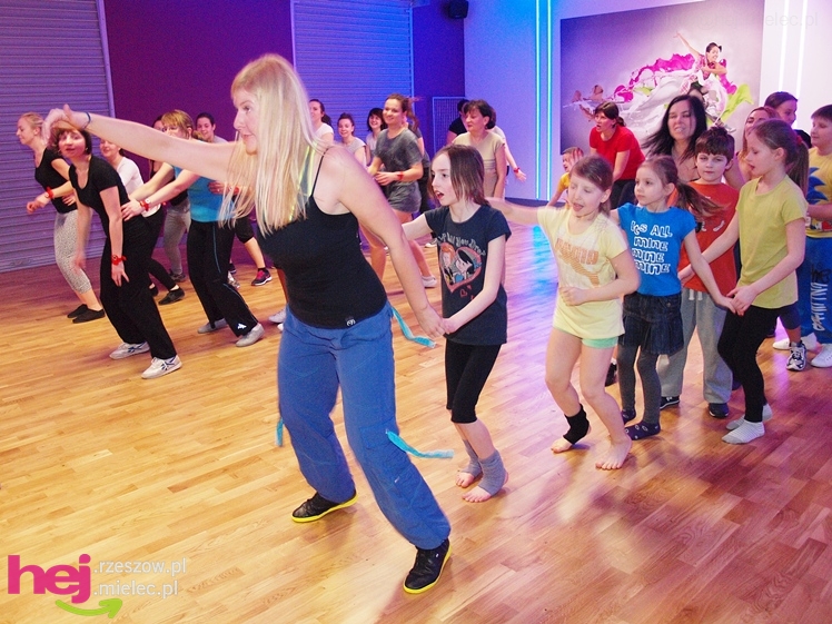 Maraton ZUMBY z okazji Dnia Kobiet w JOY Fitness Club