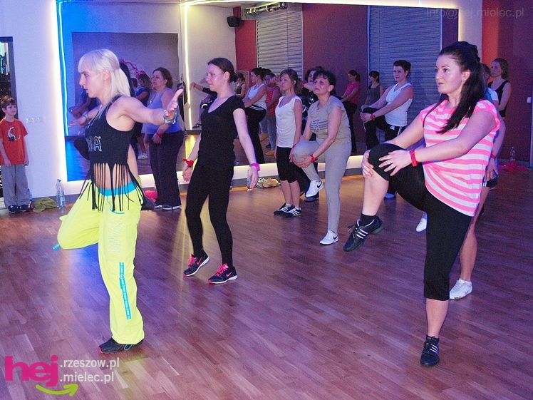 Maraton ZUMBY z okazji Dnia Kobiet w JOY Fitness Club