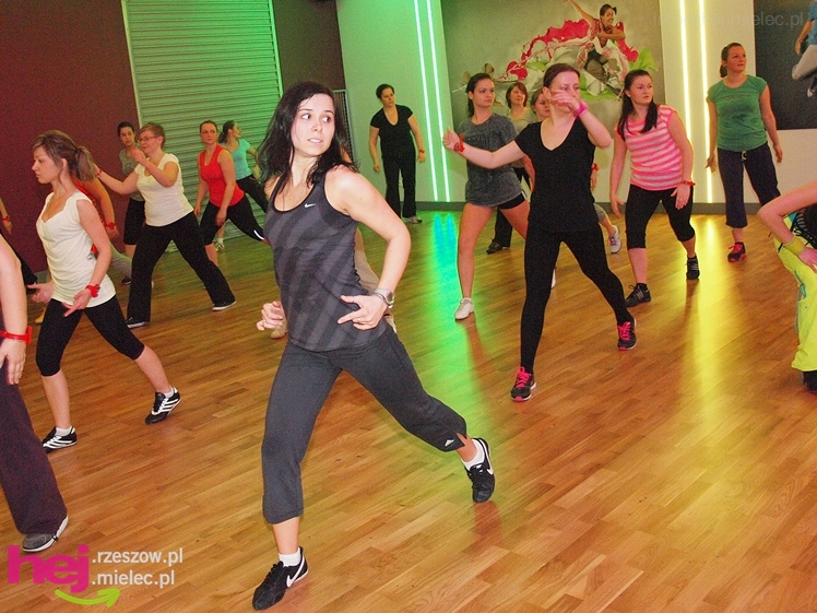 Maraton ZUMBY z okazji Dnia Kobiet w JOY Fitness Club