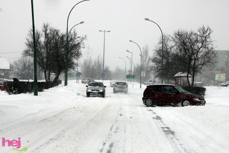 Fatalna sytuacja na drogach. 15 marca w Mielcu i okolicy