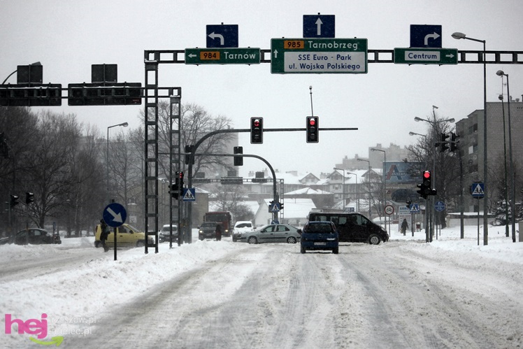 Fatalna sytuacja na drogach. 15 marca w Mielcu i okolicy
