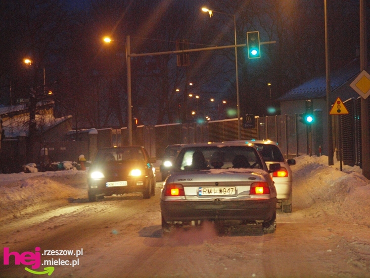 Fatalna sytuacja na drogach. 15 marca w Mielcu i okolicy