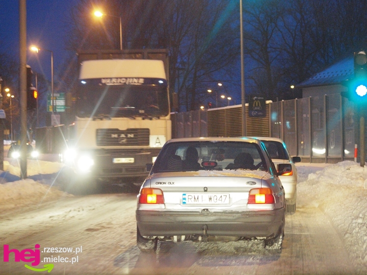 Fatalna sytuacja na drogach. 15 marca w Mielcu i okolicy