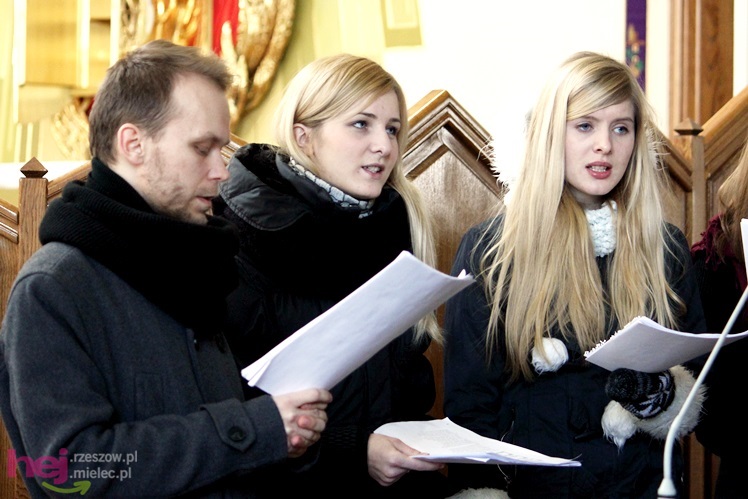 Schola Dominikańska z Lublina zaśpiewała w Mielcu