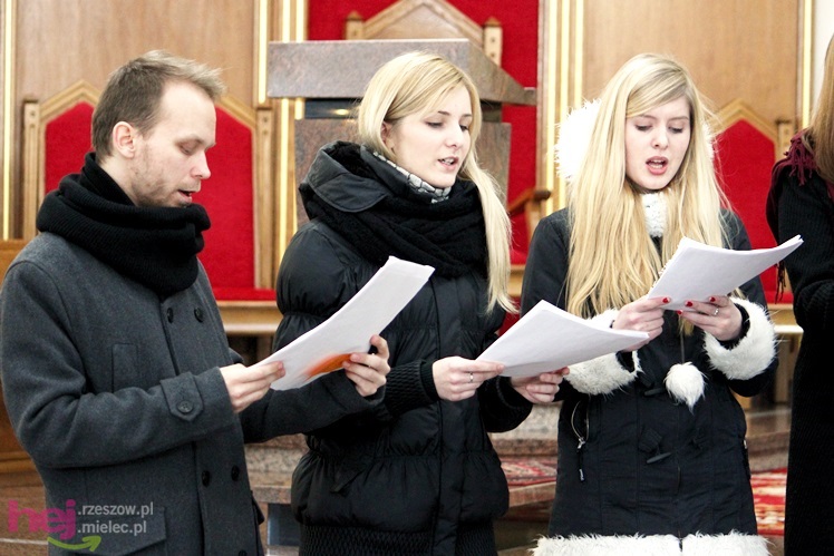 Schola Dominikańska z Lublina zaśpiewała w Mielcu