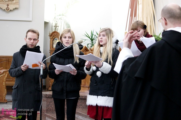 Schola Dominikańska z Lublina zaśpiewała w Mielcu