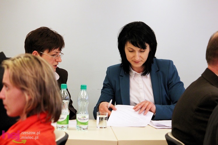 Płeć piękna przejmuje stery w Radzie Gminy Mielec