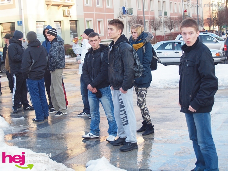 Młodzi mielczanie domagali sie odwołania rządu RP
