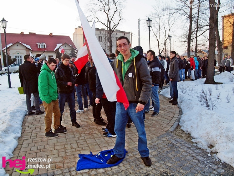Młodzi mielczanie domagali sie odwołania rządu RP