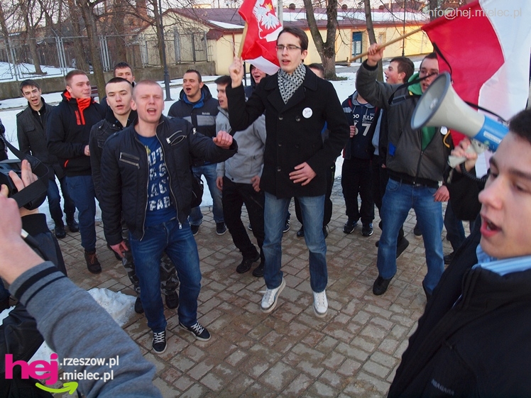 Młodzi mielczanie domagali sie odwołania rządu RP