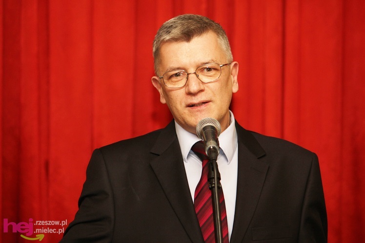 Dziewczęta z Hortus Musicus podziękowały partnerom zespołu