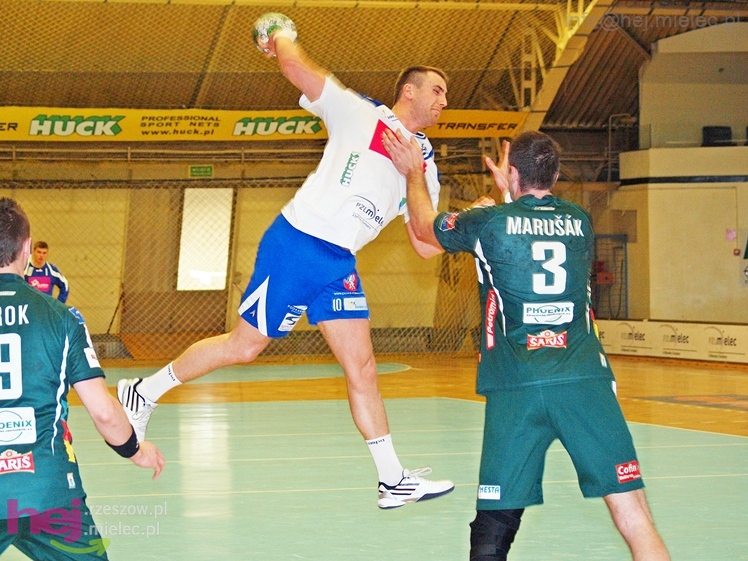 W pierwszym sparingu Tauron Stal pokonała Tatrana Presov