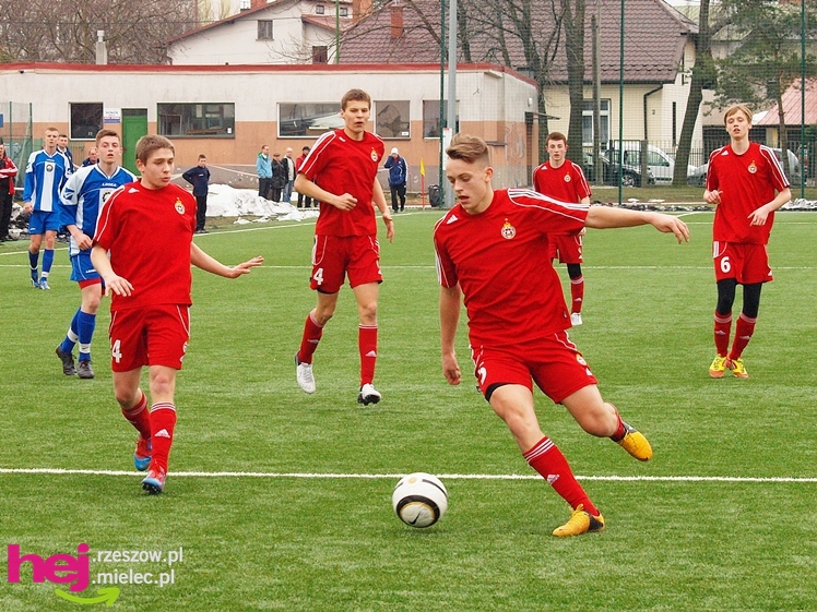 Porazka juniorów Stali z Wisłą Kraków