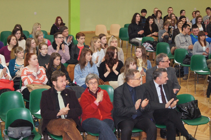 Ponad 350 uczniów rywalizowało w VI Powiatowym Dniu Języka Niemieckiego w ZSB