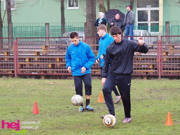 Powrót legendy! Bogusław Wyparło oficjalnie w Stali Mielec!