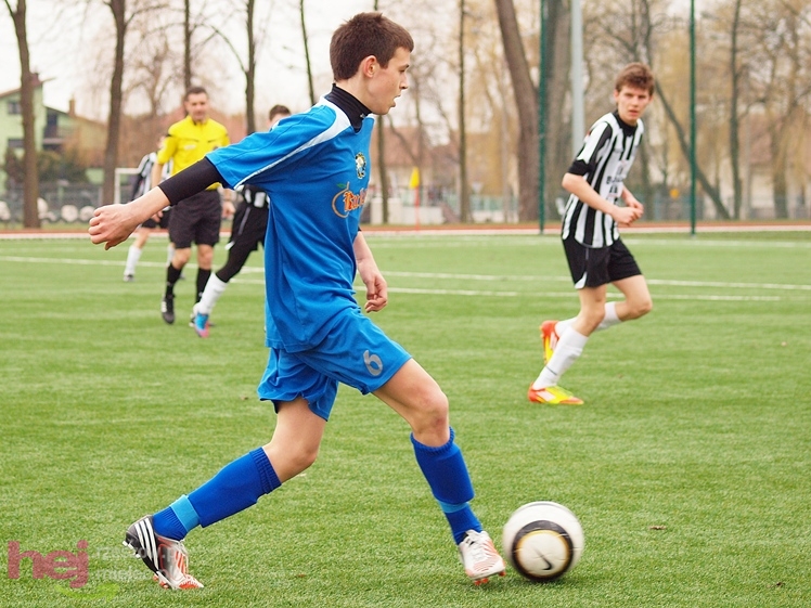 Juniorzy młodsi walczyli z Sandecją Nowy Sącz
