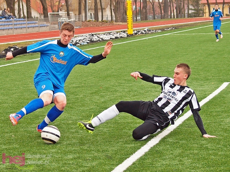 Juniorzy młodsi walczyli z Sandecją Nowy Sącz