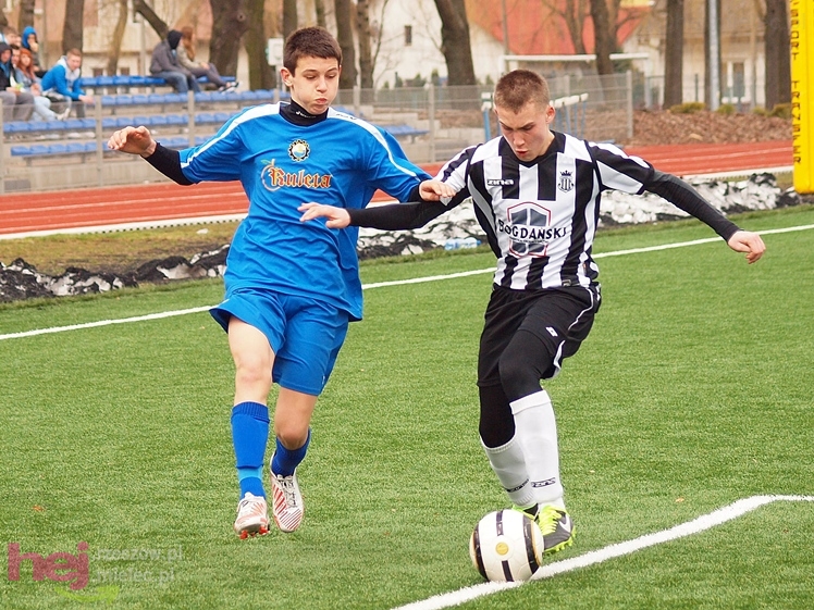 Juniorzy młodsi walczyli z Sandecją Nowy Sącz