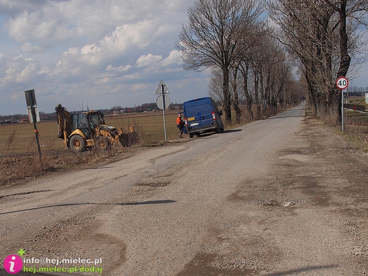 Objazd do Dębicy rozsypał się zupełnie. A będzie to dojazd do autostrady