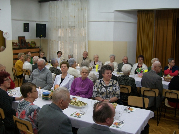 Kluby seniora organizują poświąteczne spotkania przy ?święconce?