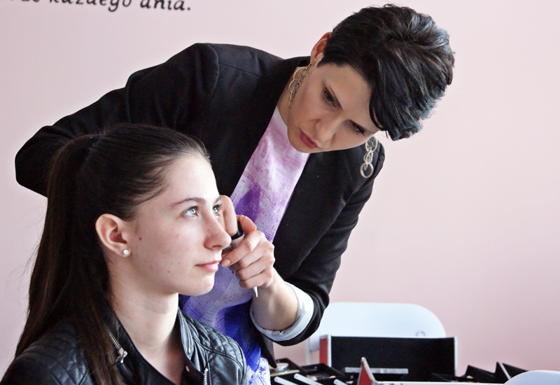 Modelki MFW na warsztatach kosmetycznych Mary Kay