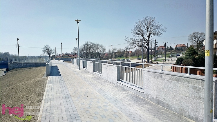 Na bulwarach prace porządkowe, ogrodnicze, wykończeniowe
