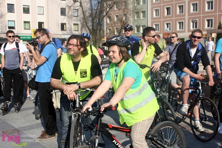 Pierwsza w 2013 Masa Krytyczna pojechała ulicami Mielca