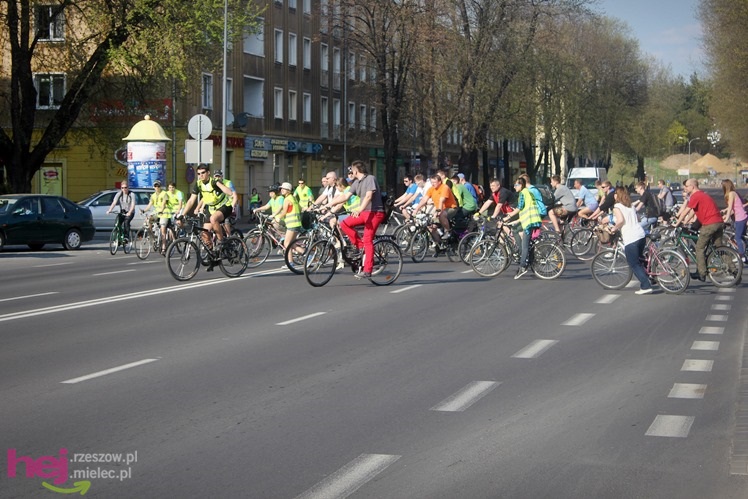 Pierwsza w 2013 Masa Krytyczna pojechała ulicami Mielca