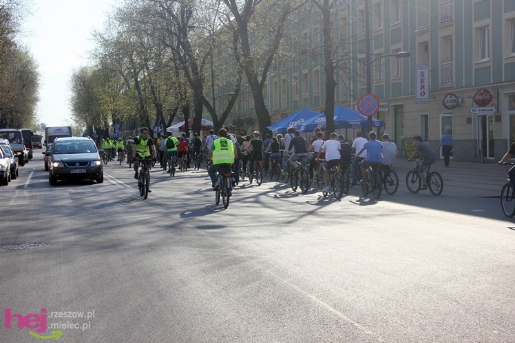 Pierwsza w 2013 Masa Krytyczna pojechała ulicami Mielca