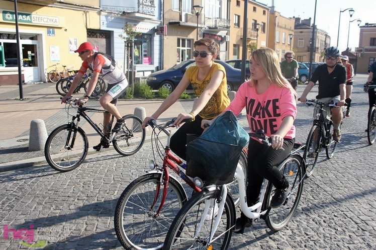 Pierwsza w 2013 Masa Krytyczna pojechała ulicami Mielca