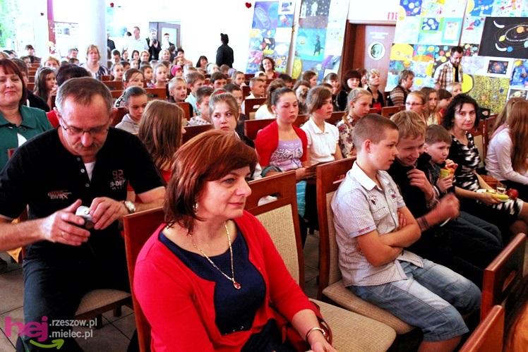 Świeże mleko i owoce - kosmiczny duet w naszej szkole. Projekt podsumowany